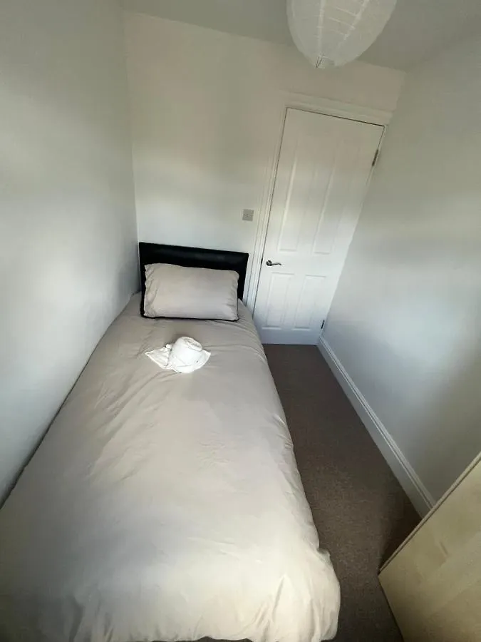 City Reach Retreat Spacious 4Bed House Startford Maryland Great Transport Links London Holiday home