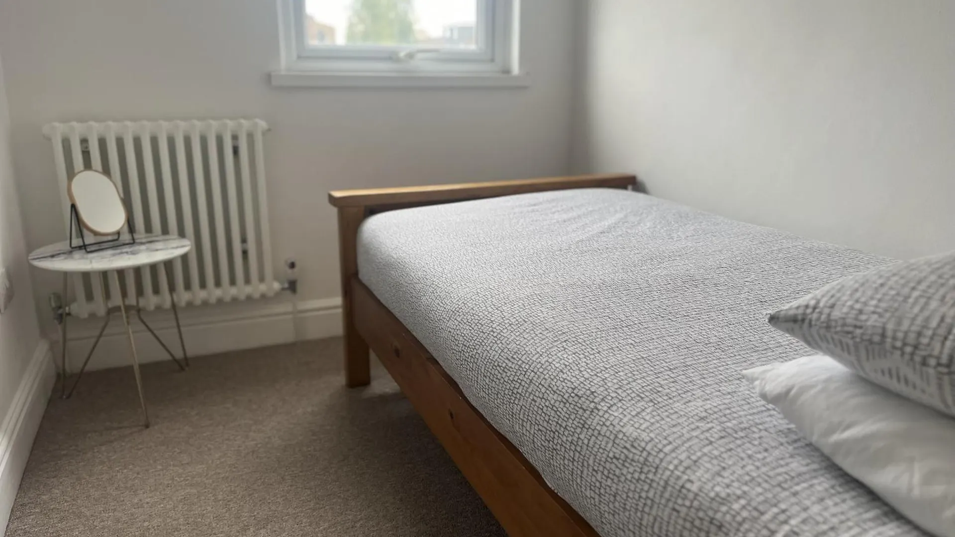 City Reach Retreat Spacious 4Bed House Startford Maryland Great Transport Links London United Kingdom