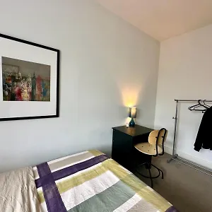 Whitechapel Station Homestay