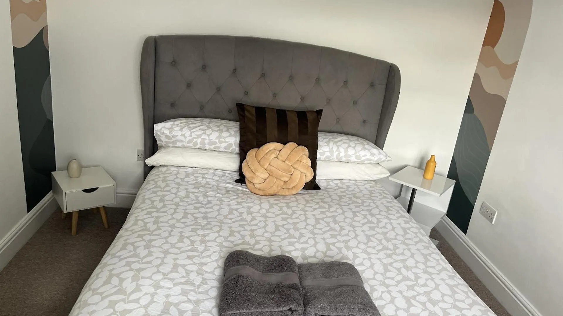Holiday home City Reach Retreat Spacious 4Bed House Startford Maryland Great Transport Links London